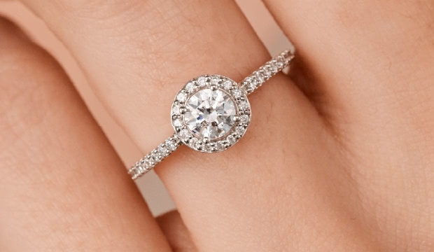 Halo verlovingsringen - elegant en opvallend | acredo