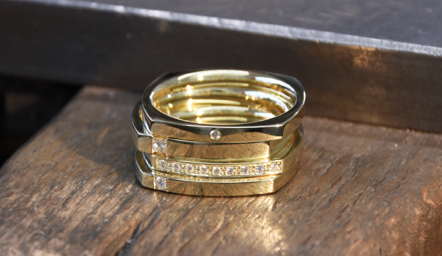 Aurea — Op Bauhaus geïnspireerde architecturale trouwringen | acredo